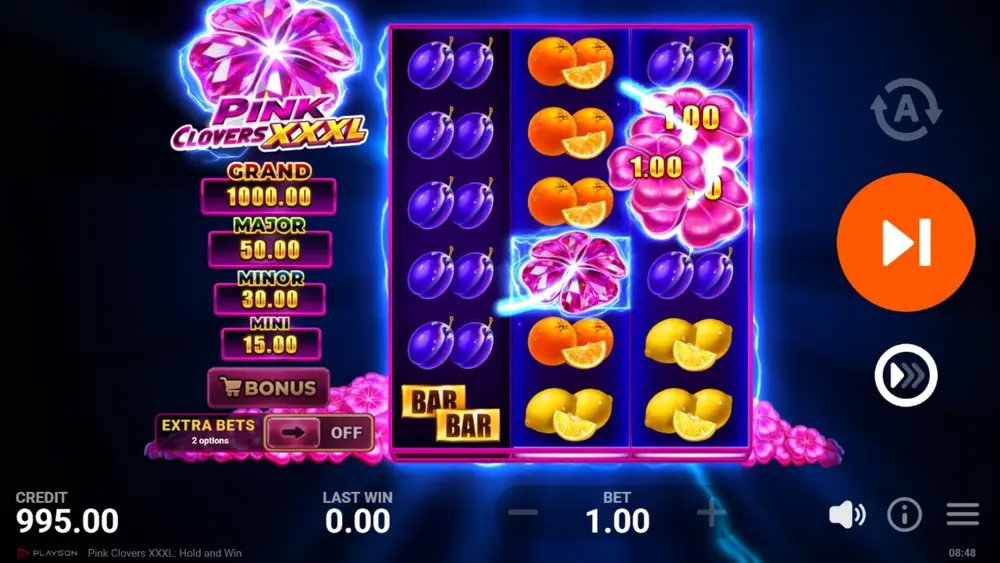 Pink Clovers XXXL symbols overview – clovers, 777 wild, bells, BAR on the reels
